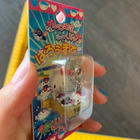 2006 HELLO KITTY FISH SUSHI CELL CHARM - Picture 5 of 8